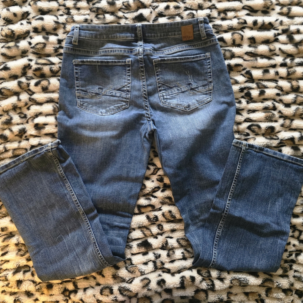 BKE Women's Peyton Boot Cut Jeans in Classic Blue Size 30R 30×31.5